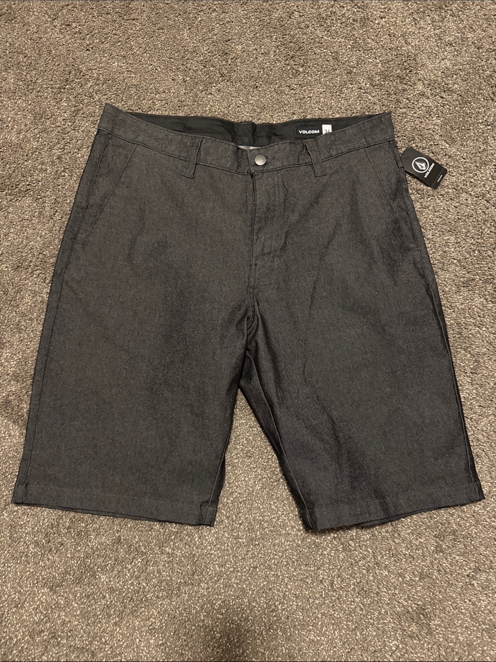 NWT. Volcom Men’s Charcoal Flat-Front Shorts Side + Back Pockets ‘True to This’